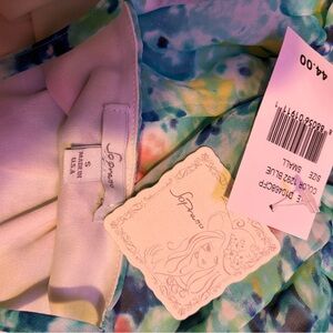 Sparrow Vibrant Blue and Green Apparel